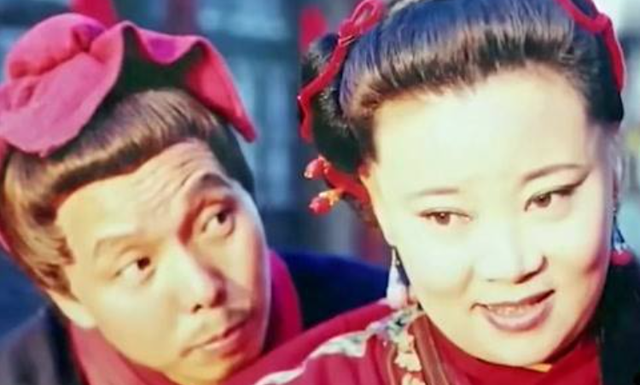 皇嫂田桂花卖菜女人田桂花成亲时救了太子摇身一变成了皇嫂