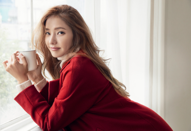 韩彩英自曝体重58公斤不限吃喝公开婚后甜蜜生活