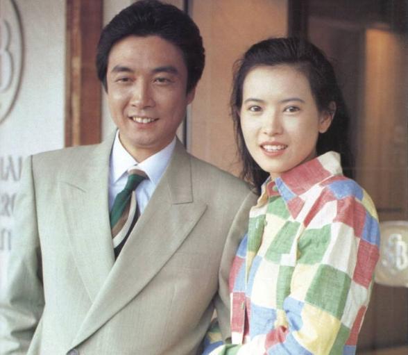 46岁刘松仁看中小20岁的泰国空姐朋友你不担心她是人妖吗