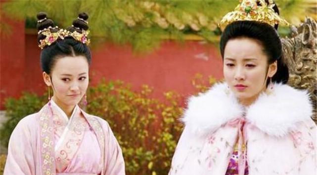 朱见深原配吴皇后,在位一个月被废,因保一人得以善终|吴废后|钱太后