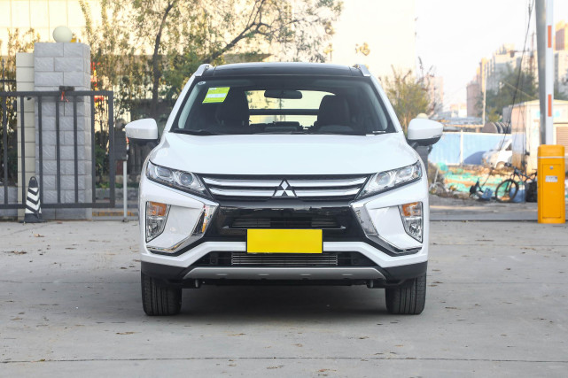 售价1678万15tcvt四驱时尚动感实拍三菱奕歌