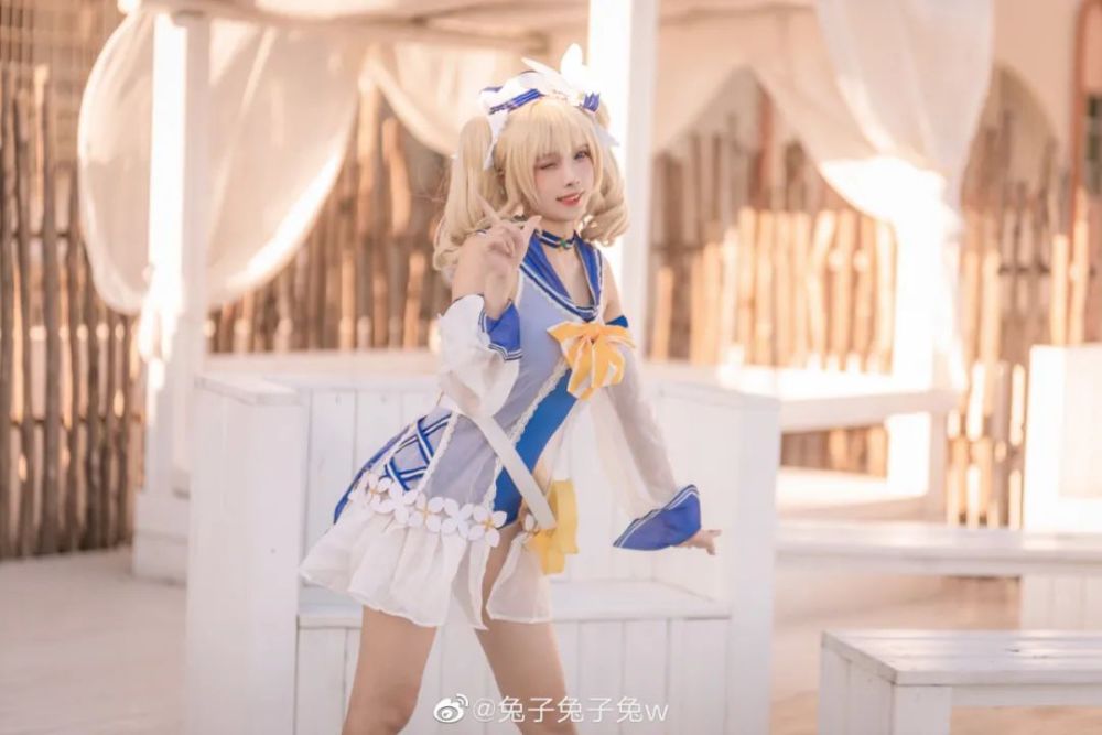 原神芭芭拉泳裝cosplay