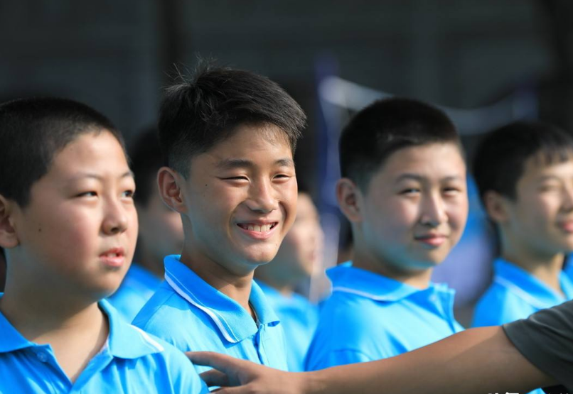 中國首例五胞胎如今年滿20歲學歷曝光後引眾人唏噓