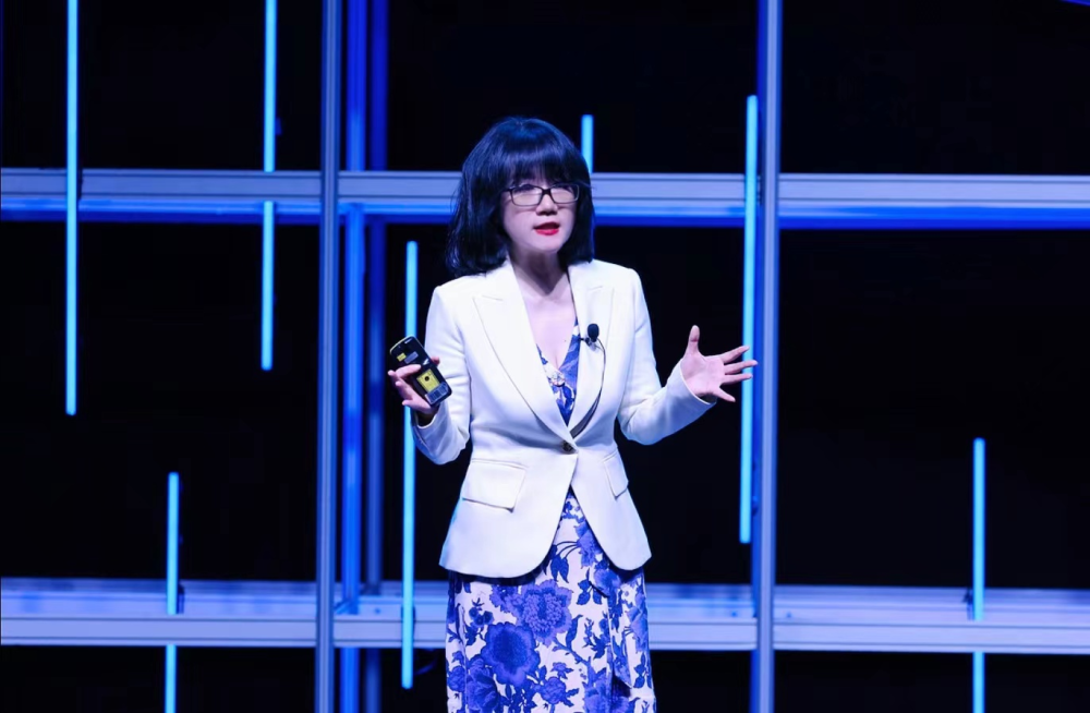 华为朱慧敏5gigaverse5green网络建设性能与节能缺一不可