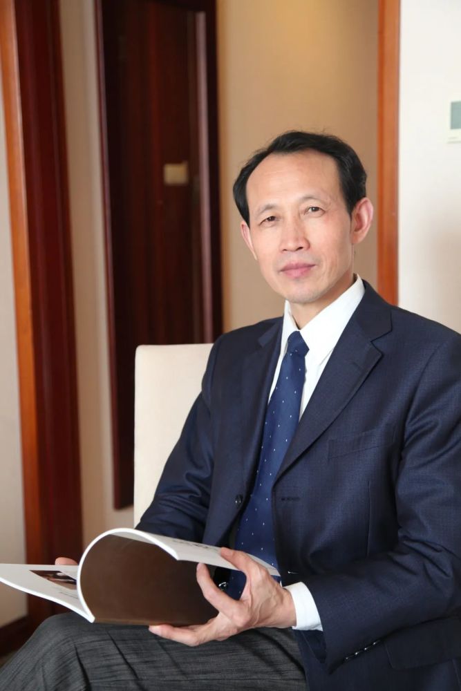 献礼全国两会2022年两会重点推荐艺术家赵万和