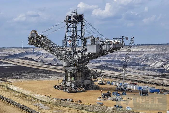 特斯拉与澳洲锂矿供应商达成新协议，签下11万吨锂辉石精矿小学英语老师评语大全