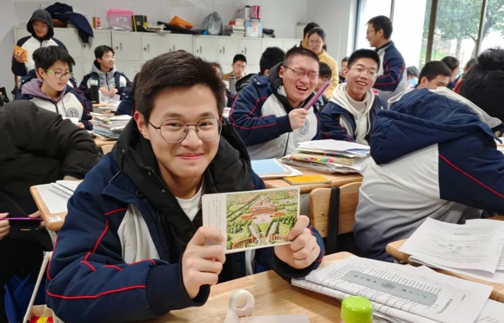 暖暖暖衢州一中学子享受升学规划的私人定制服务