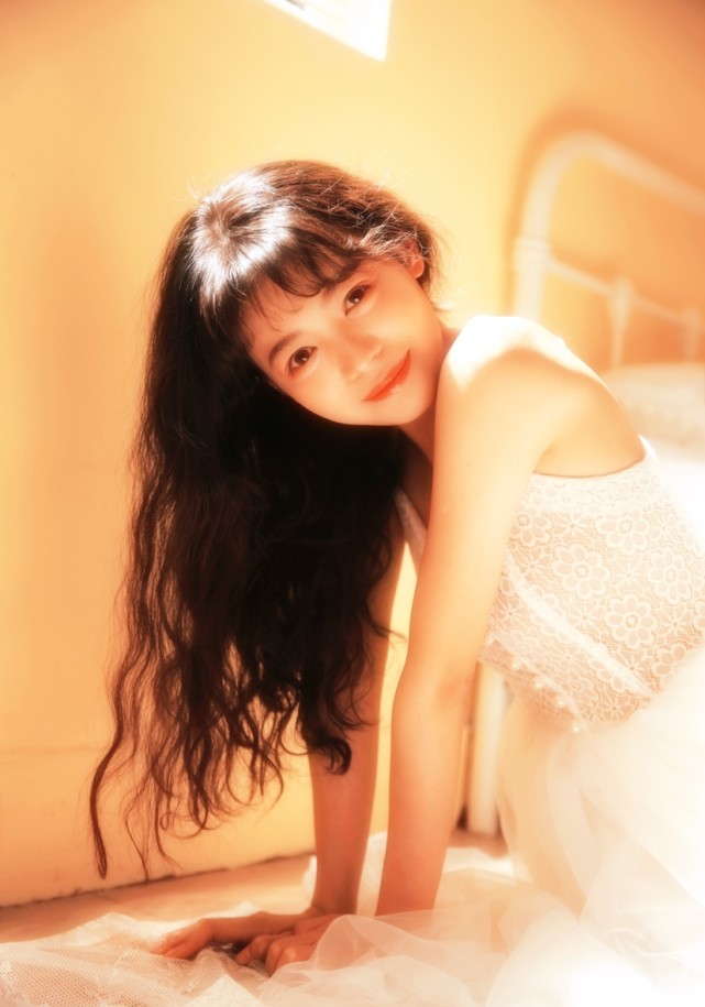 武汉模特通告# #模卡制作#接单通告: 人像创作简介:本人身高162cm