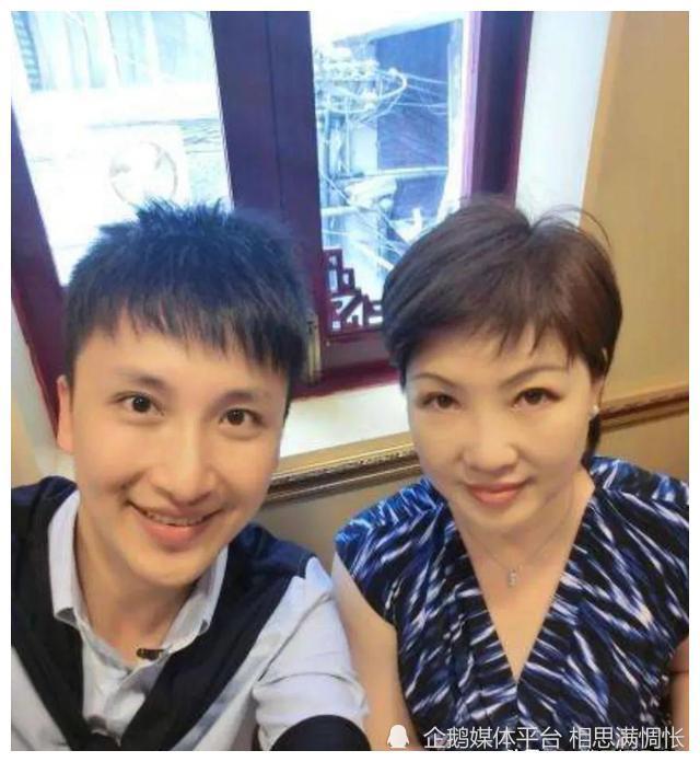 主持人蔡欣一并不是龚仁龙和顾竹君儿子只是和顾竹君合作演母子