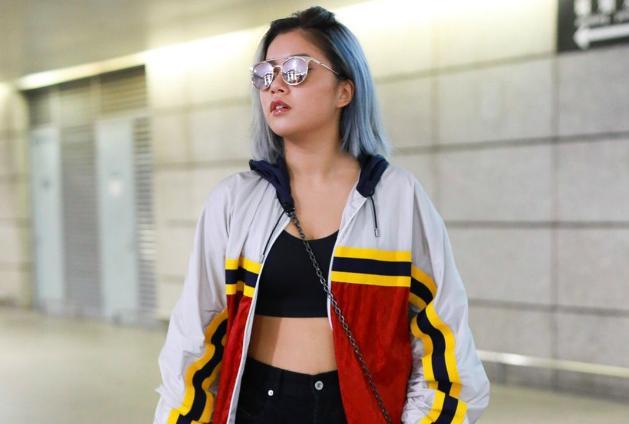 要说就好好说,不要边哭边说,对于前男友的一系列窒息操作,王菊霸气放