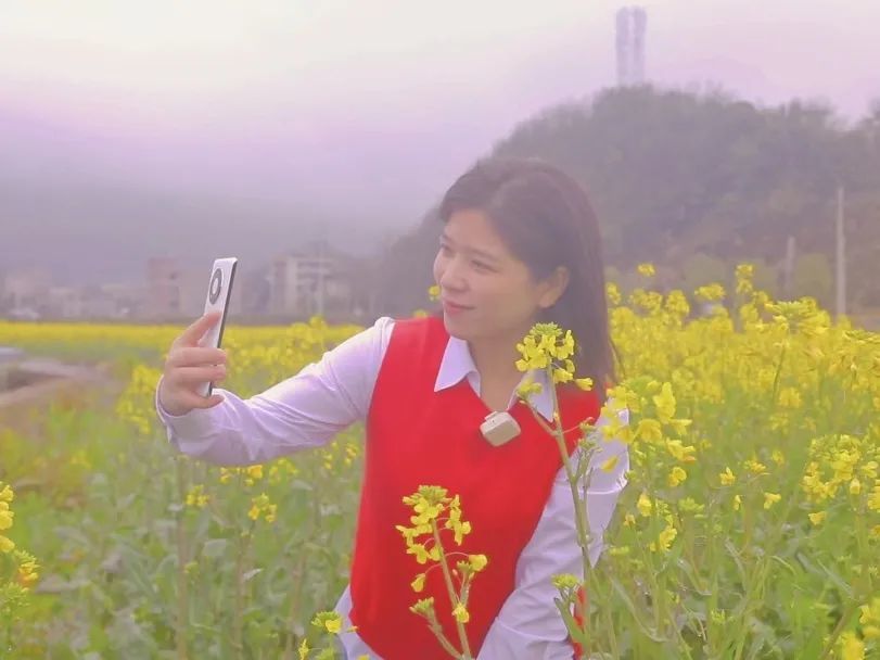 宜章平和村2800亩油菜花竞相绽放 只等你来 腾讯新闻