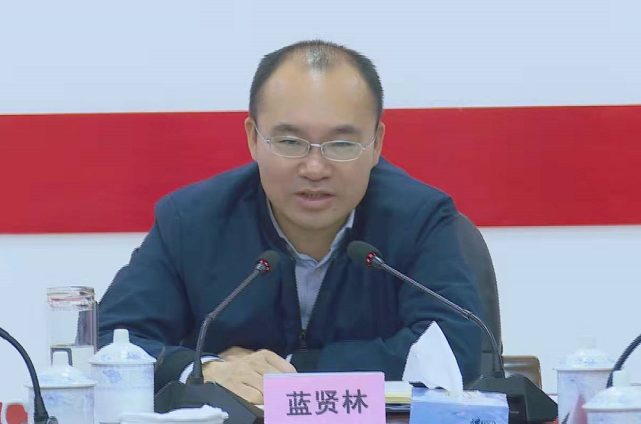 办好人民满意的教育,县委书记蓝贤林这样强调