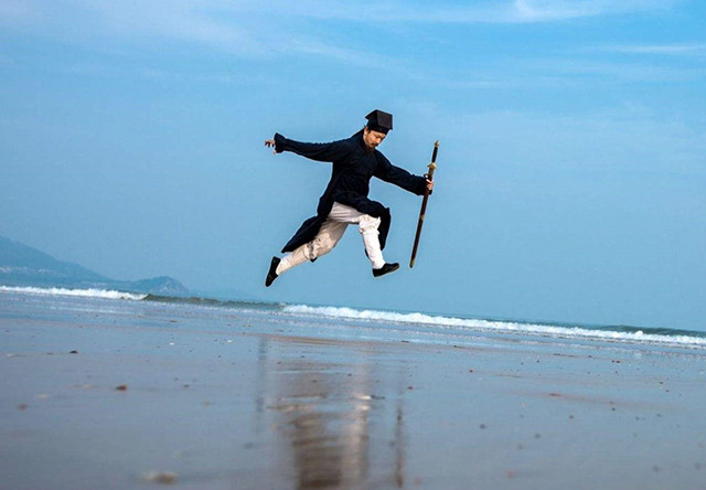 古代的"轻功"那么厉害,为何会失传?有个要求现代人做不到