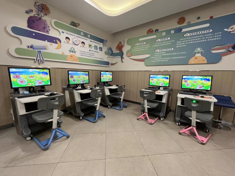 湘潭爱尔眼科:斜弱视不可忽视 让孩子在视觉训练中找回视力_腾讯新闻