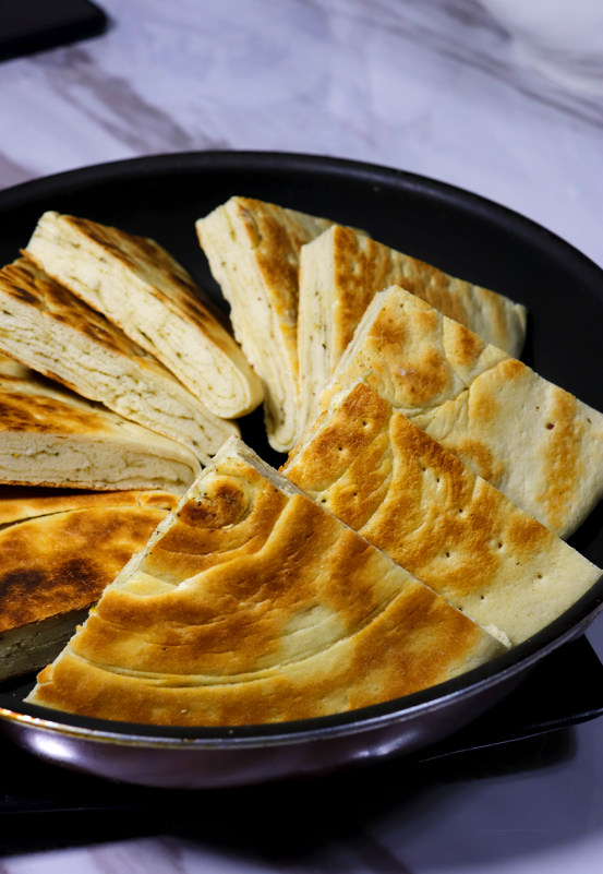 锅盔饼我家就爱这么做无需发面8分钟做一张出锅越嚼越香