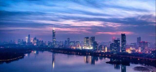 国内人均收入最高的十座城：五个都在江浙沪，成都重庆未进前十！律师咨询平台