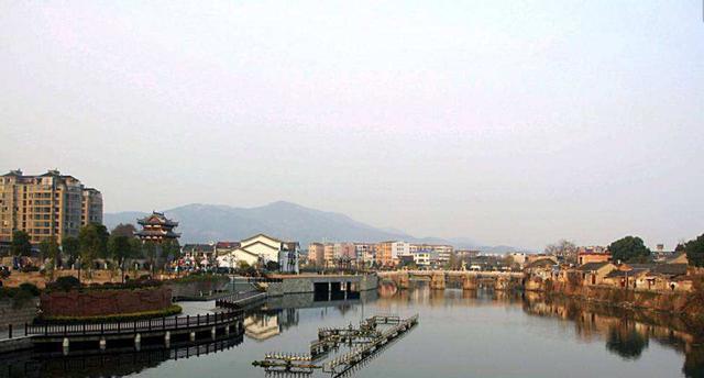安庆gdp_曾是安徽最富有的城市,与上海南京齐名,如今GDP排名第四