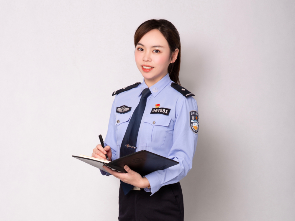 警花说来啦快为你心目中的她投上一票