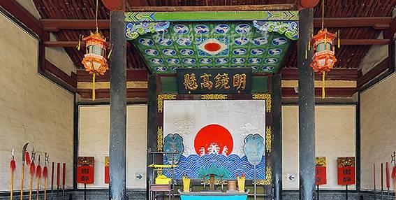 全国规模最大县衙门前罕见写错两个字却成史上著名错别字