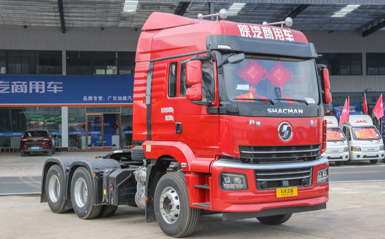 面对这个严峻的现实,卡友发现,配套行业最轻11l发动机的陕汽轩德卡翼3