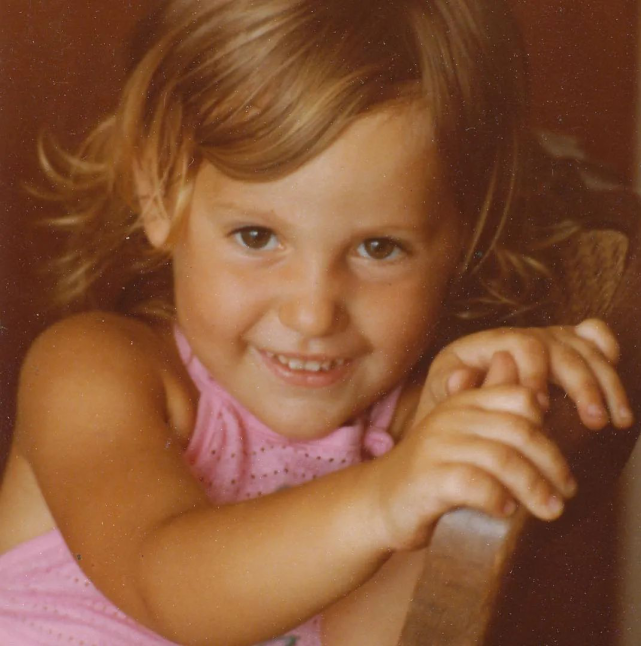 艾米·穆林斯:上帝拿走了她的双腿,却用更美丽的人生与她交换|艾米·