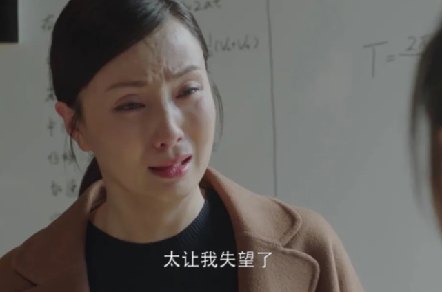 对孩子很失望,不想管了?父母给孩子这3样东西,家庭教育很简单