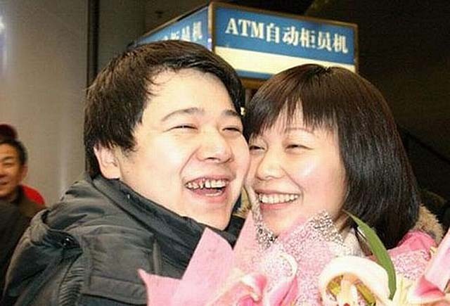 03年罗洗河与大3岁师姐成婚,聂卫平:我不是惊讶,我是特别惊讶_腾讯