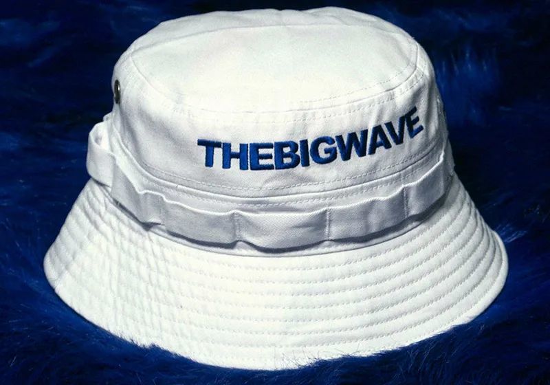 我快对克莱因蓝ptsd了