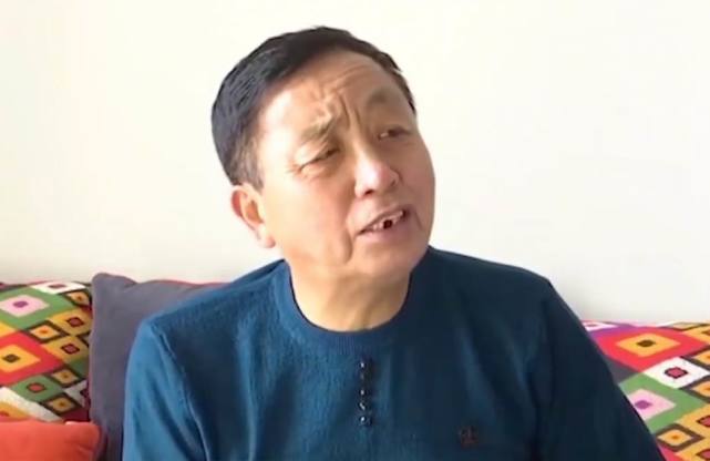 65岁大爷单身30年想找个老伴闪婚大妈坦言我胆子小玩不起