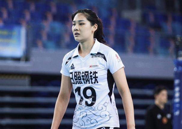 孙杰更新动态缺席女排训练营令人不解留队恐为争夺主力接应