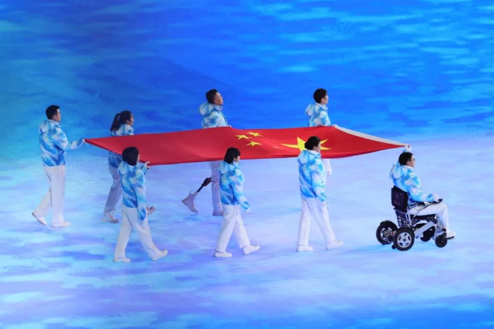 北京冬残奥会开幕！点燃主火炬的这一幕，让人破防韩国沉船死亡妹子