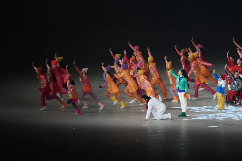 北京冬残奥会开幕式上10个温暖瞬间，同心与共感动世界8年级上册音乐课本目录
