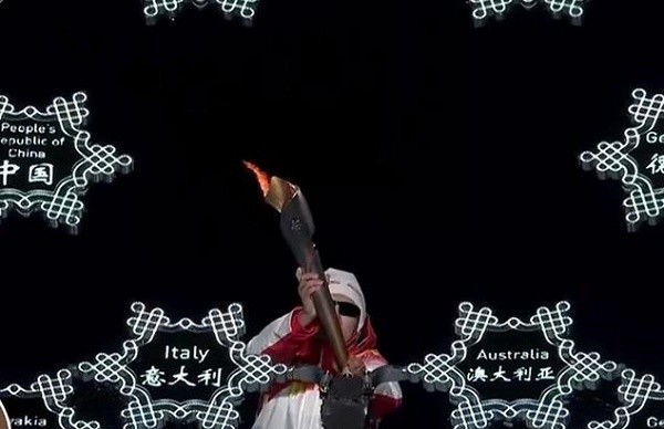北京冬残奥会开幕式出现一个“小失误！”却感动万千网友集体落泪初中英语定语从句