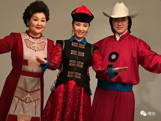 吉祥三宝现状乌日娜思念亡夫落泪女儿早已嫁人生子