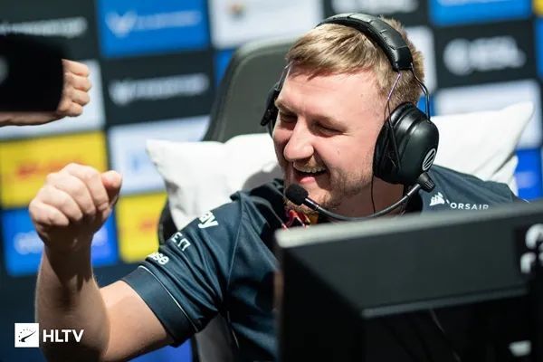 葡萄牙战队saw先拔头筹.