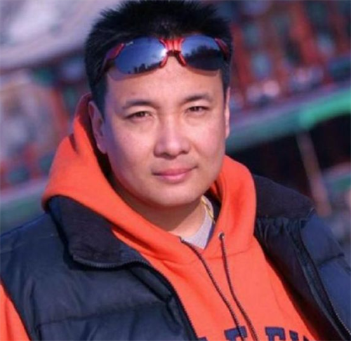 演员吉世光逃亡13年参演40多部电视剧成名后才被认出是逃犯