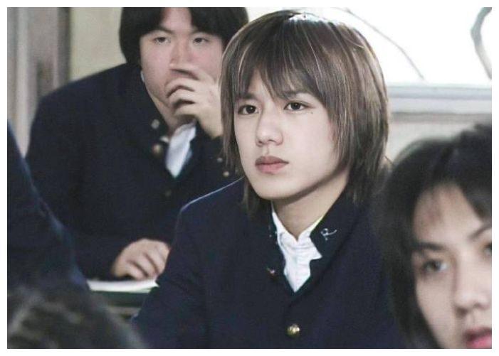 喜多川一直把泷泽秀明当做自己的继承人来培养.