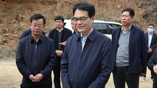 党双忍:让商洛绿色更绿 绿色向美