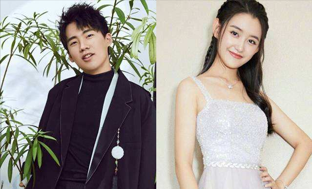 郭麒麟疑恋情曝光与美女街头甜蜜亲吻女方高颜值大长腿疑似圈内人