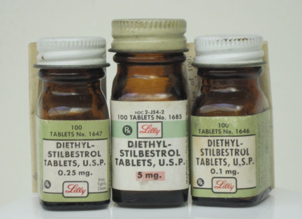 1947 年,fda 批准了己烯雌酚用于预防流产和早产