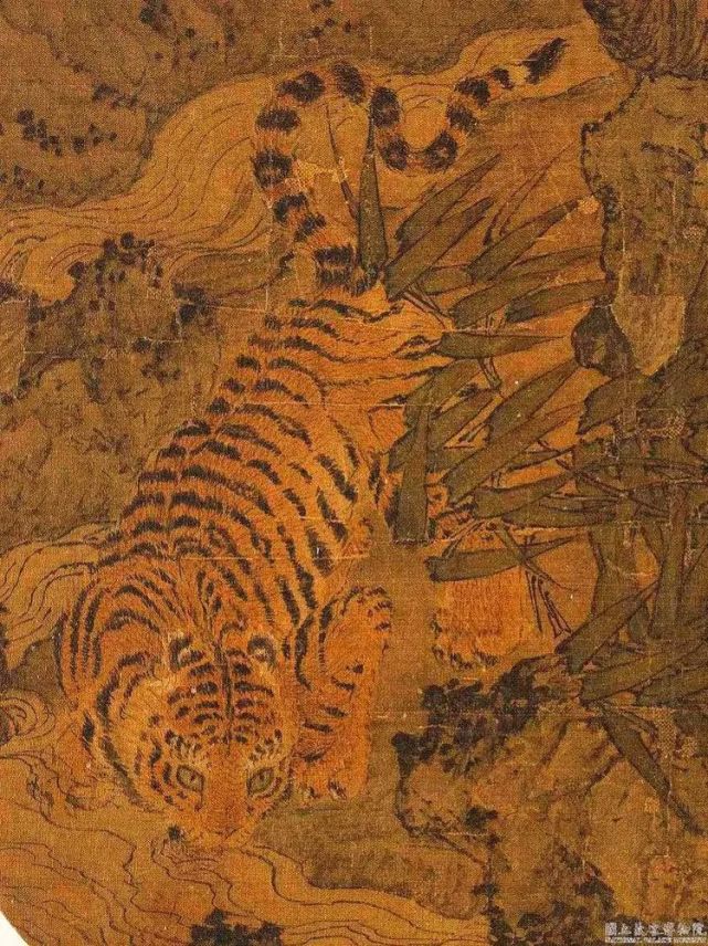 新製品情報も満載 加藤渓華『猛虎』日本画 動物画 寅 干支真筆 掛軸R601 オブジェ、置き物 - adavoyages.com