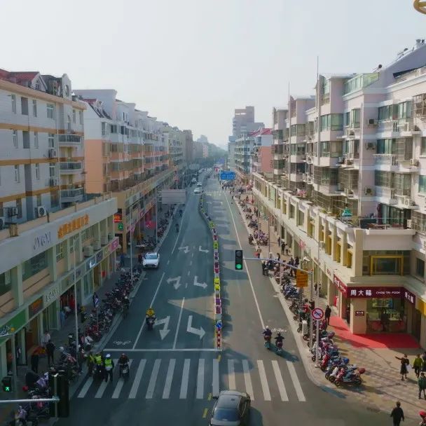 惠南镇东门商业街升级焕新