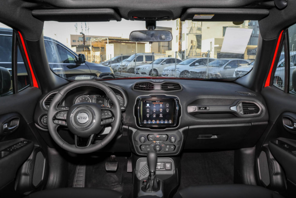 Jeep颜值SUV：外观个性复古，搭载全景天窗，通过性高，仅12万起作战能力发展司令部士兵中心