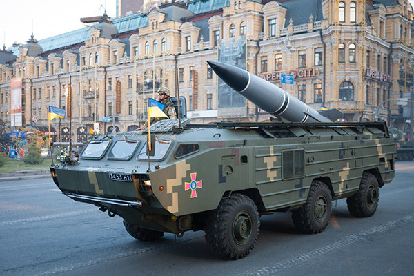 乌军加强打击俄境内目标，俄乌“袭城战”将升级？高超音速武器的速度2023已更新(网易/知乎)
