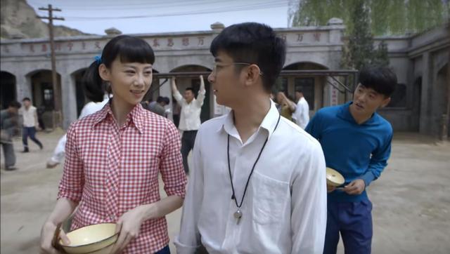 当顾养民确认郝红梅偷手帕的事实后,也宣告了他跟郝红梅关系的结束.