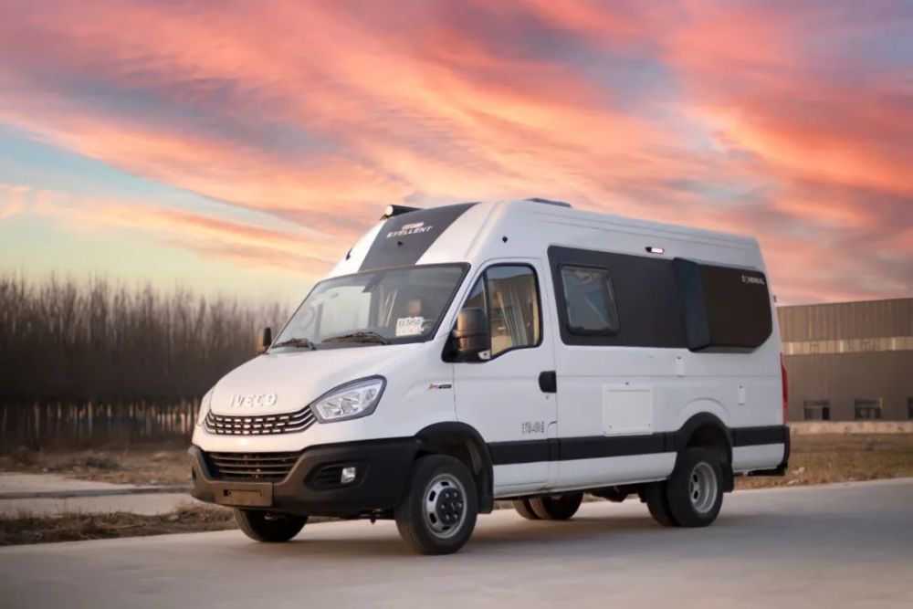 景宴栖599房车适合小家庭的b型房车带你踏遍川藏景点配置超实用