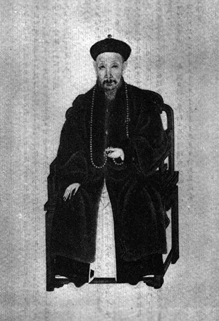 历代名臣史瞎子揣骨听声预言准汪由敦官至从一品