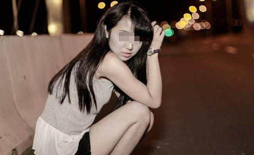 2009年湖北小伙分手朝室友撒气猛砸28锤逃亡10年才知对方是装死