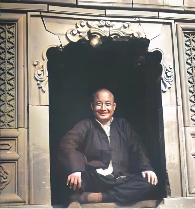 最后竟沦落成了拉黄包车的车王|清朝|黄包车|晏森|克勤郡王|王爷府