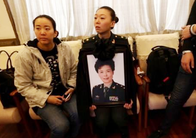 13年女排将军陈招娣去世女儿郭晨继承母业在赛事一线裁判执法